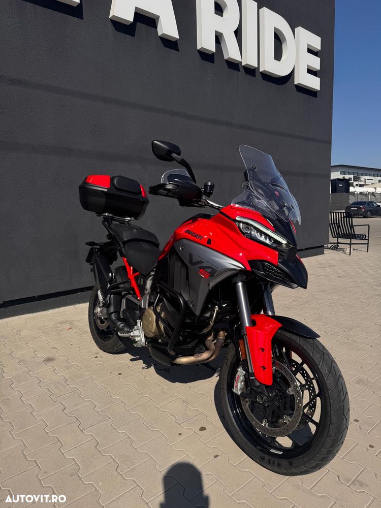 Ducati Multistrada V4 - 1