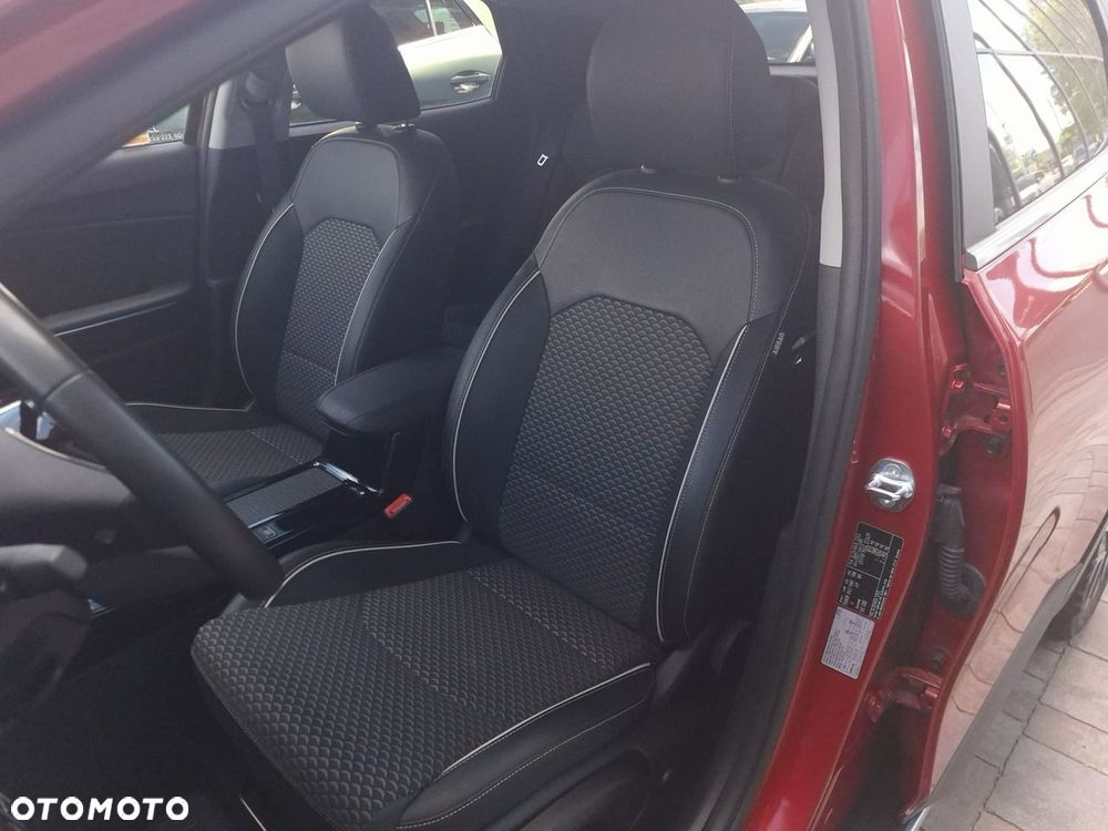 Kia XCeed 1.5 T-GDI Business Line DCT - 11