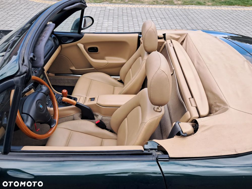 Mazda MX-5 1.6i 16V Unplugged - 24