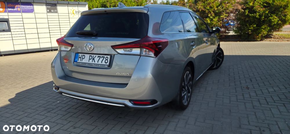Toyota Auris 1.6 D-4D Design Edition - 13