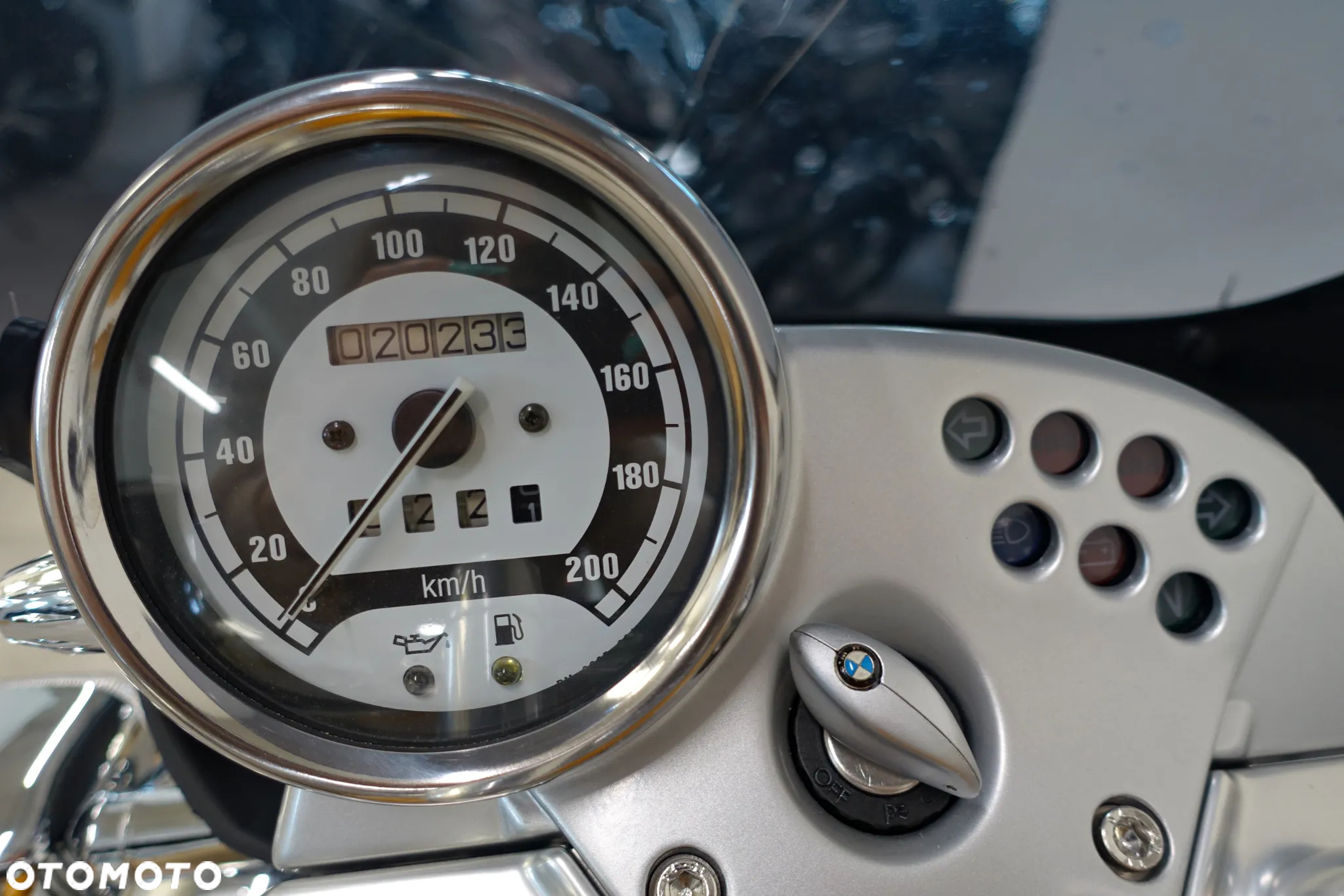 BMW R - 12