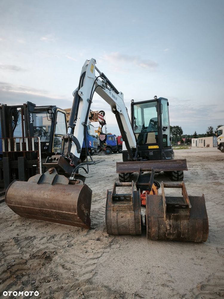 Bobcat E35z - 4