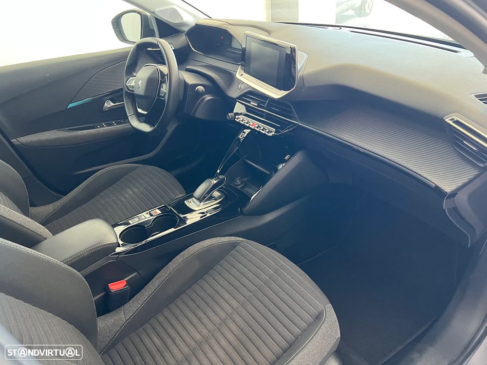 Peugeot e-208 E-Style - 10