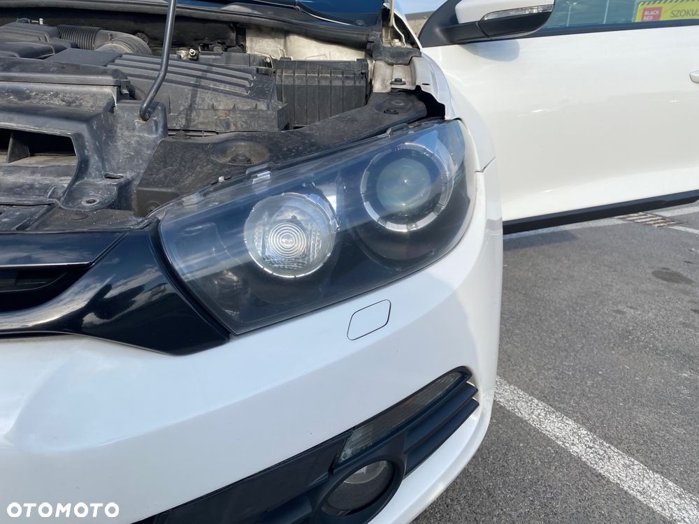 Volkswagen Scirocco 1.4 TSI DSG - 30