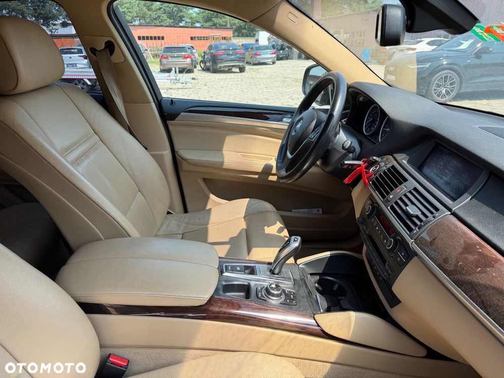 BMW X6 xDrive35d - 13