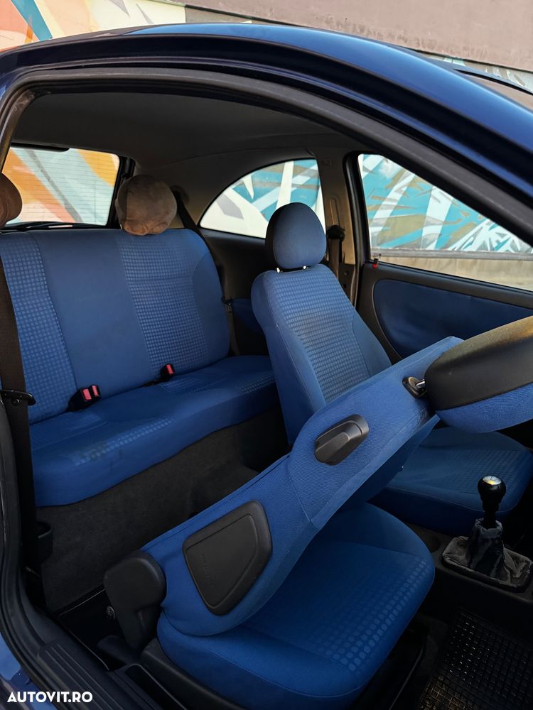 Opel Corsa - 18