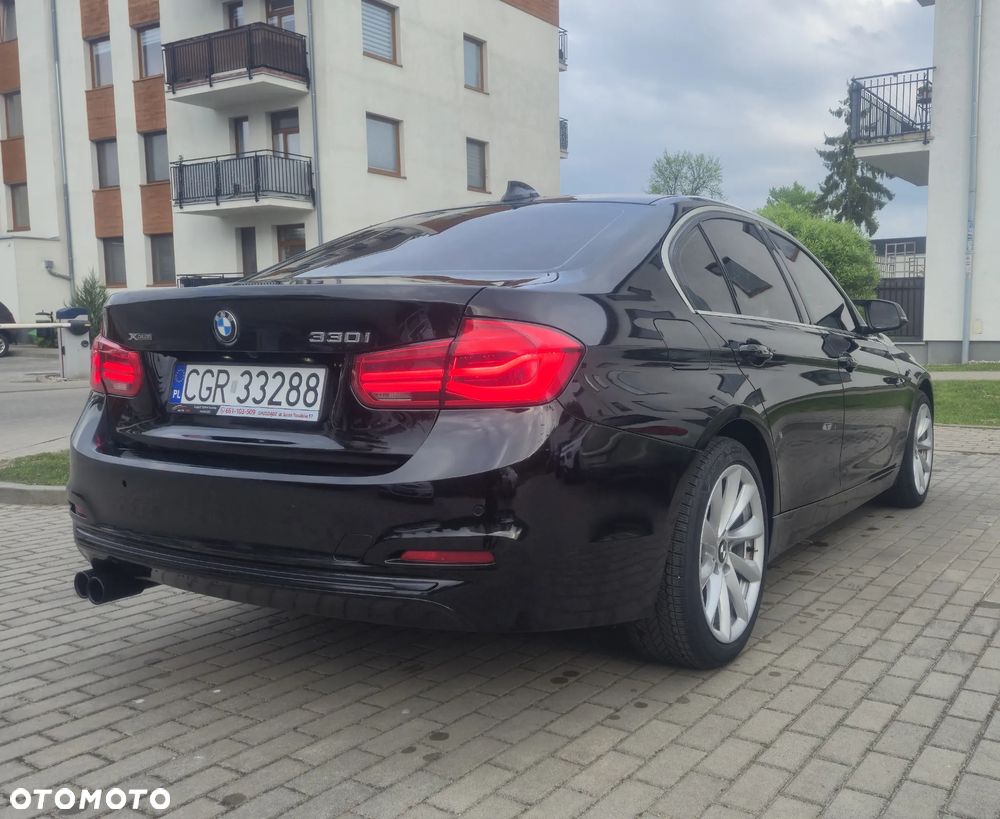 BMW Seria 3 330i xDrive Edition Luxury Line Purity - 3