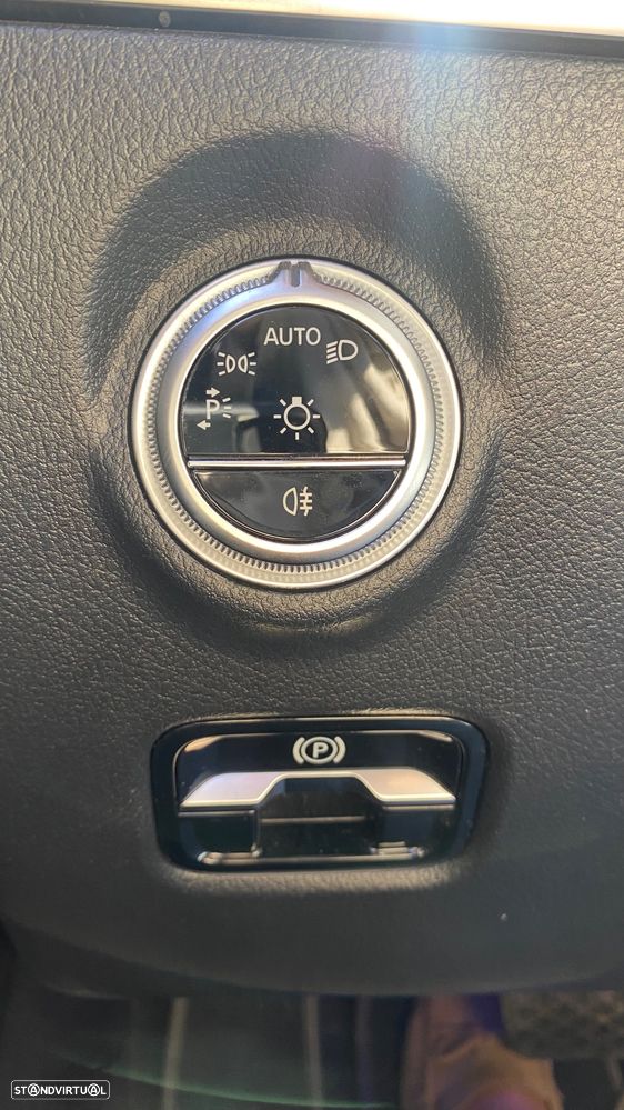 Mercedes-Benz C 300 e - 31
