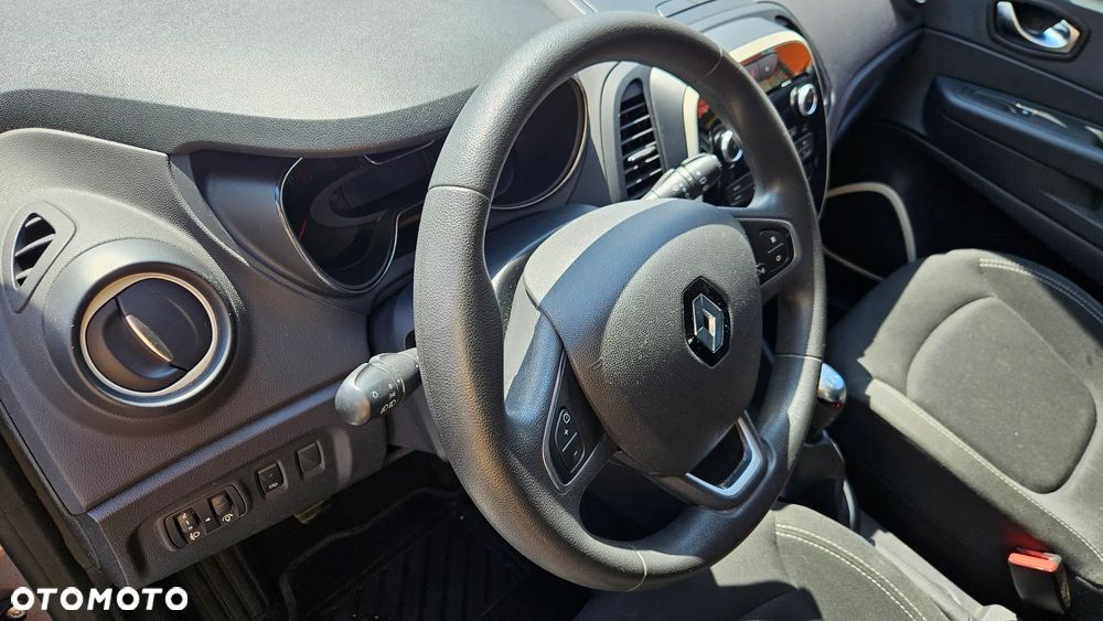 Renault Captur dCi 90 COLLECTION - 24