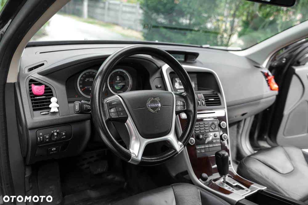 Volvo XC 60 D3 AWD Momentum - 16