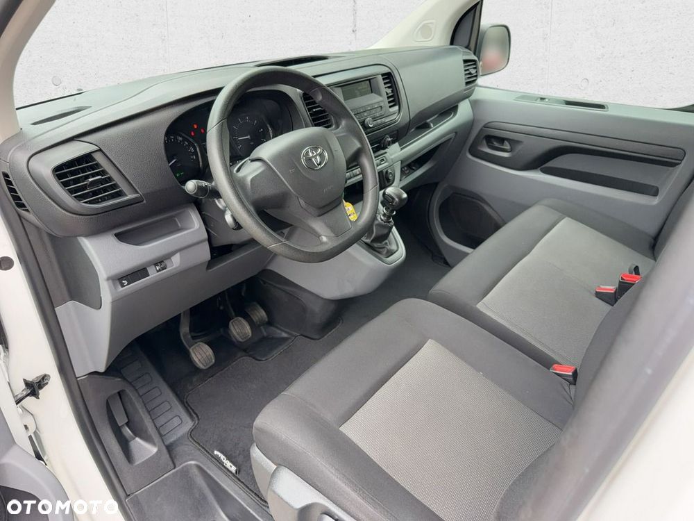 Toyota ProAce - 12