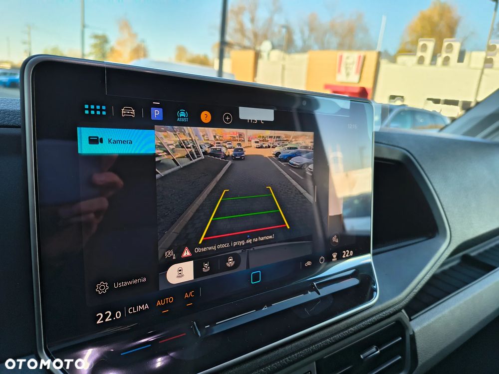 Volkswagen Crafter 35 2.0 TDI L3H3 177 KM AUTOMAT - 9