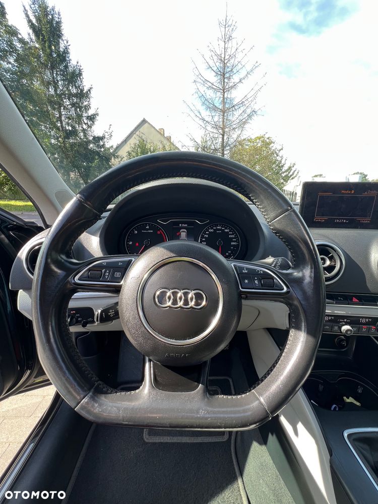 Audi A3 Sportback - 14