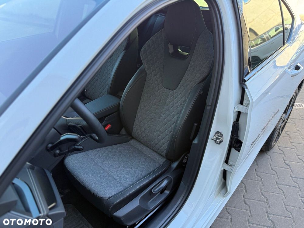 Skoda Octavia 2.0 TSI Sportline 4x4 DSG - 12