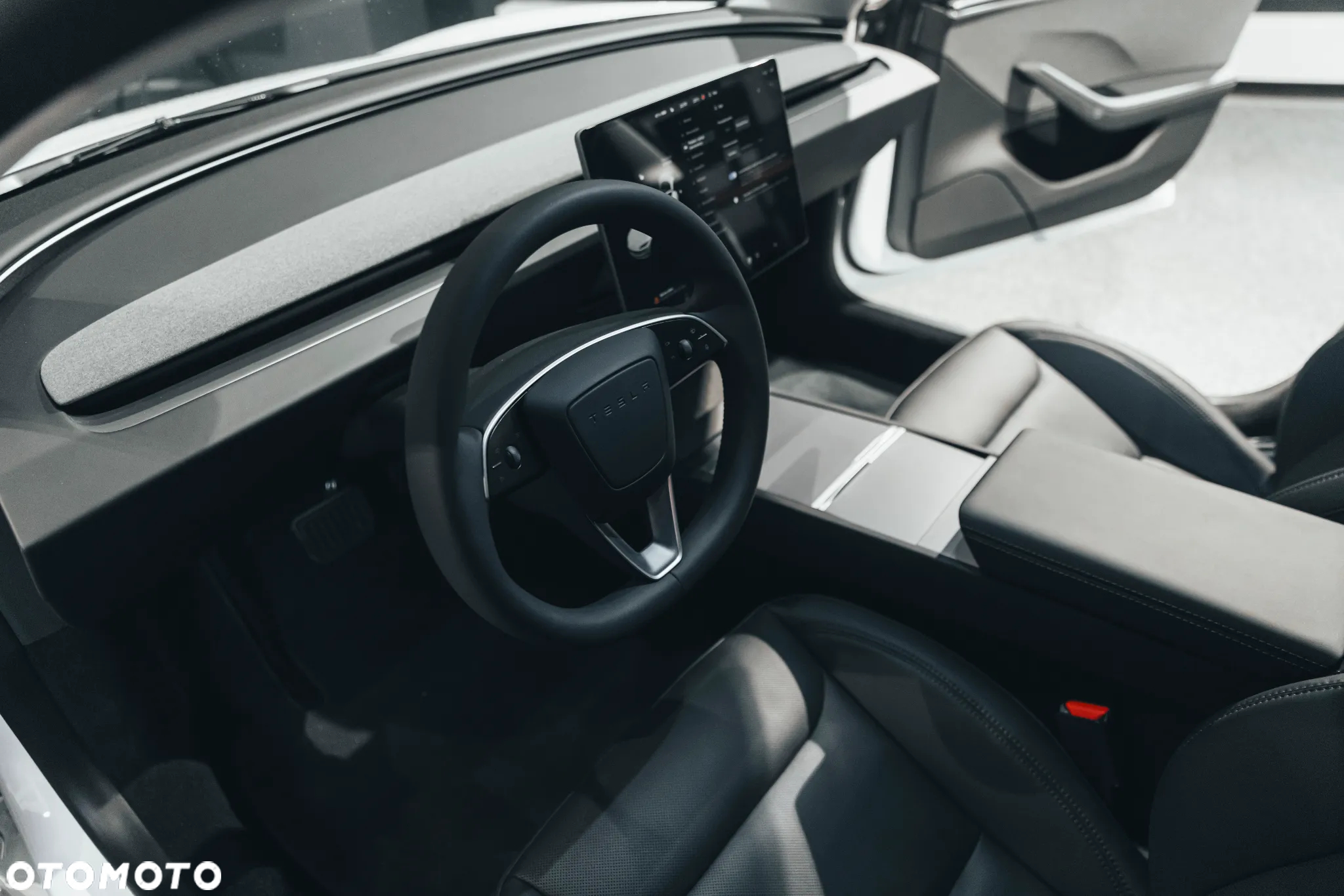 Tesla Model 3 Long Range AWD - 10