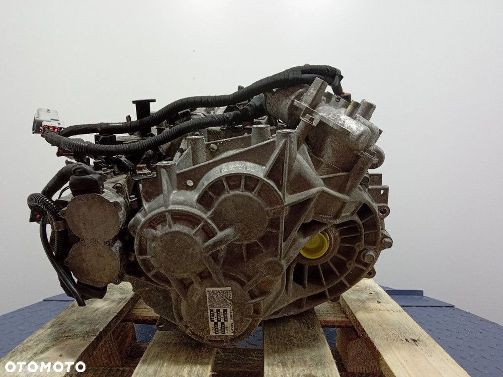 KIA CEED II 1.6 CRDI 136 KM SKRZYNIA AUTOMATYCZNA M24U - 4