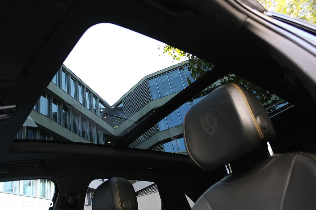 Porsche Cayenne Standard - 20