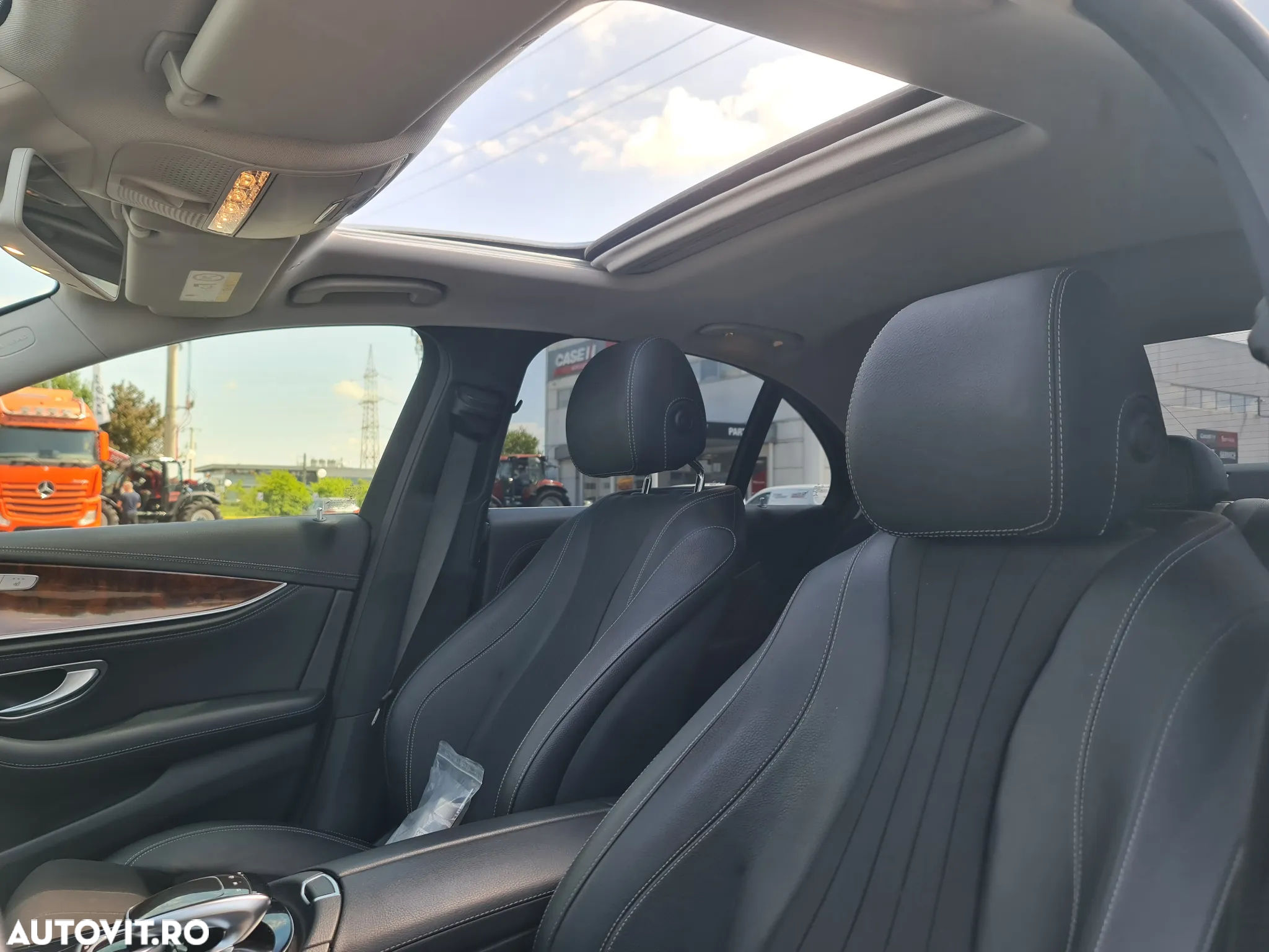 Mercedes-Benz E 220 d T 9G-TRONIC - 21