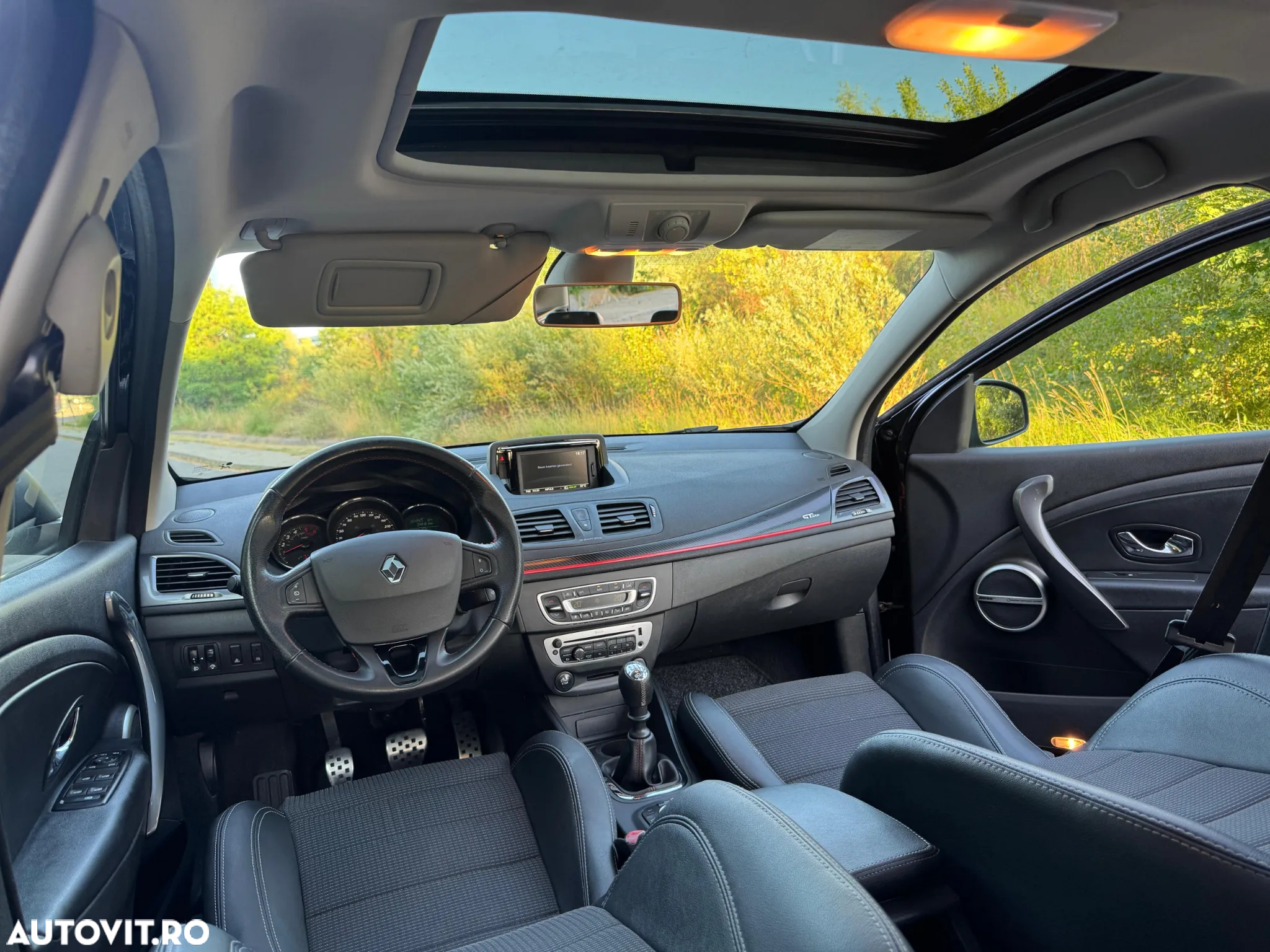 Renault Megane ENERGY dCi 110 GT LINE - 20