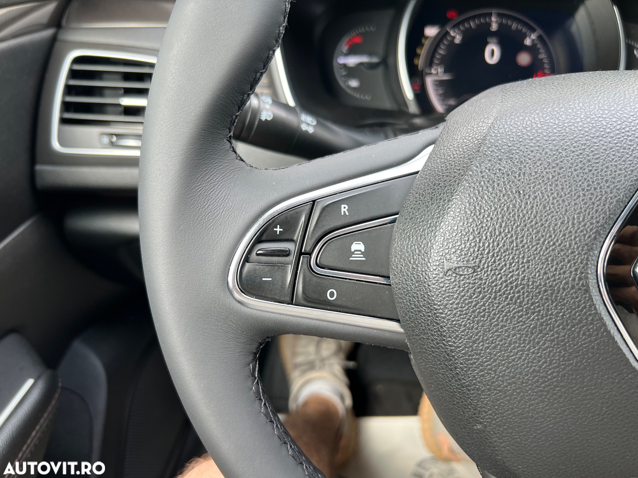 Renault Talisman Grandtour ENERGY dCi 160 EDC INTENS - 23