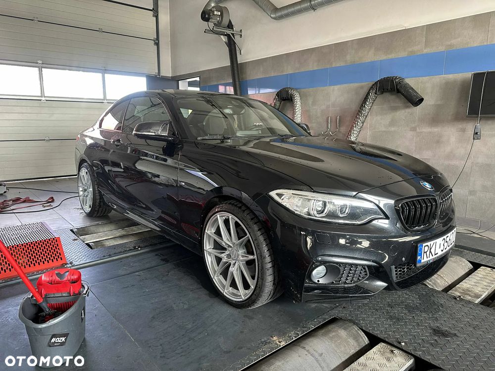 BMW Seria 2 220d xDrive M Sport - 4
