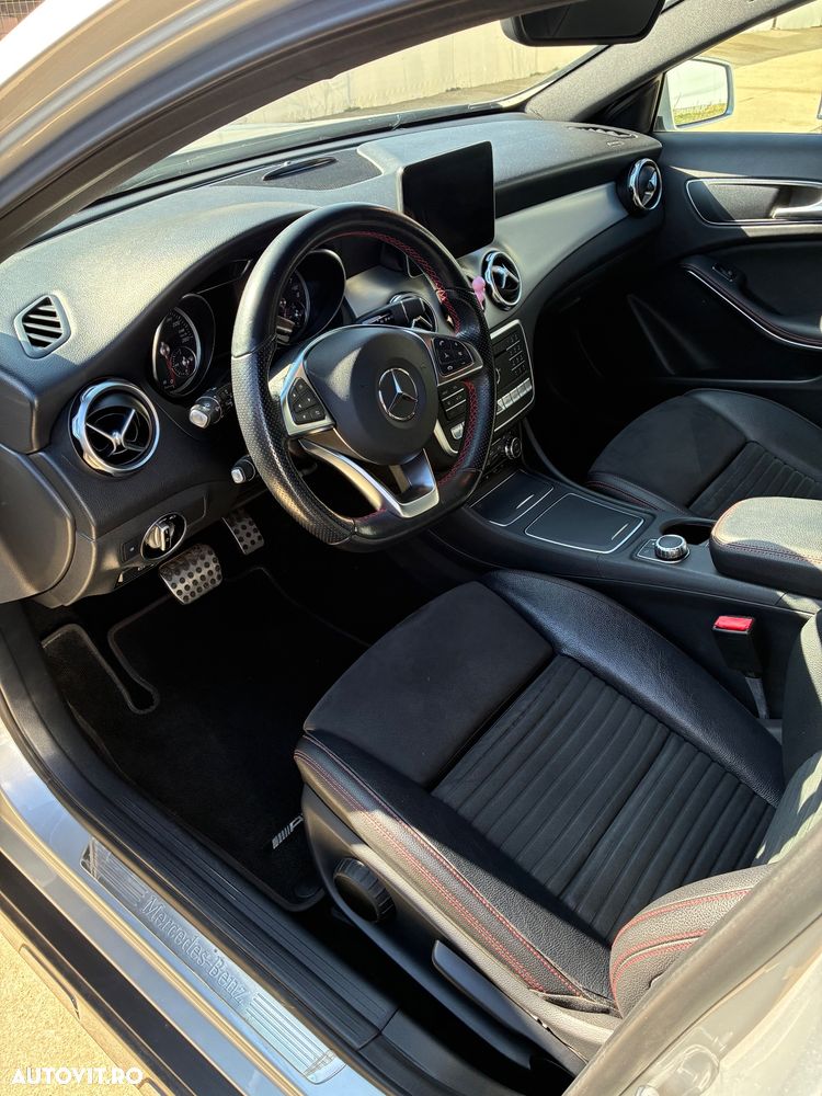 Mercedes-Benz GLA 250 4MATIC 7G-DCT AMG Line - 22