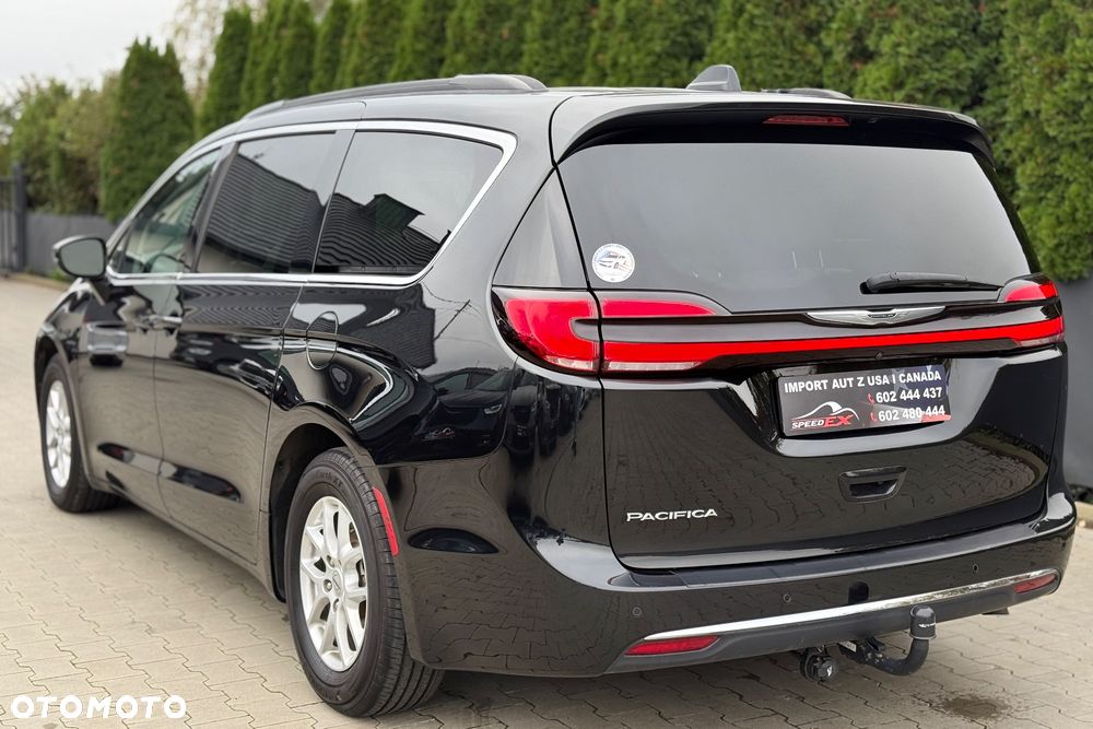 Chrysler Pacifica - 7