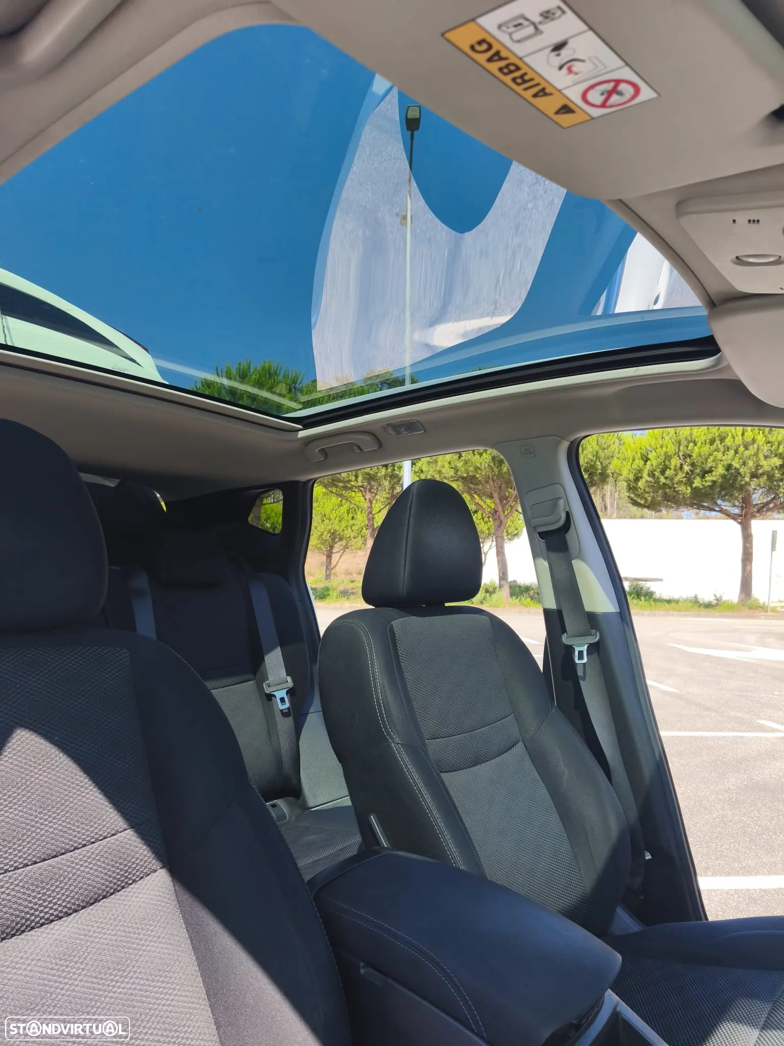 Nissan Qashqai 1.2 DIG-T N-Connecta 18 - 19
