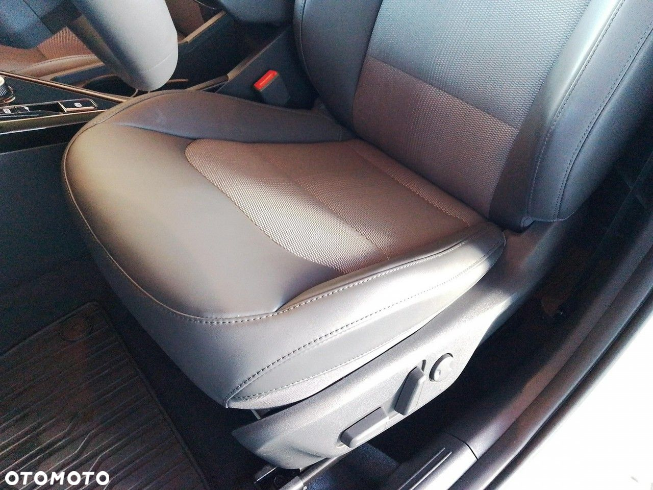 Kia Niro - 12