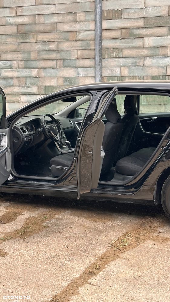 Volvo V60 D2 Geartronic Powershift Kinetic - 39