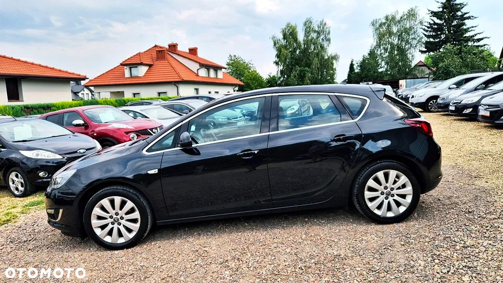 Opel Astra 1.4 T Cosmo S&S - 23