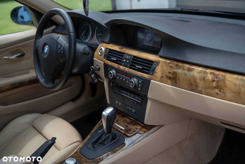 BMW Seria 3 - 17