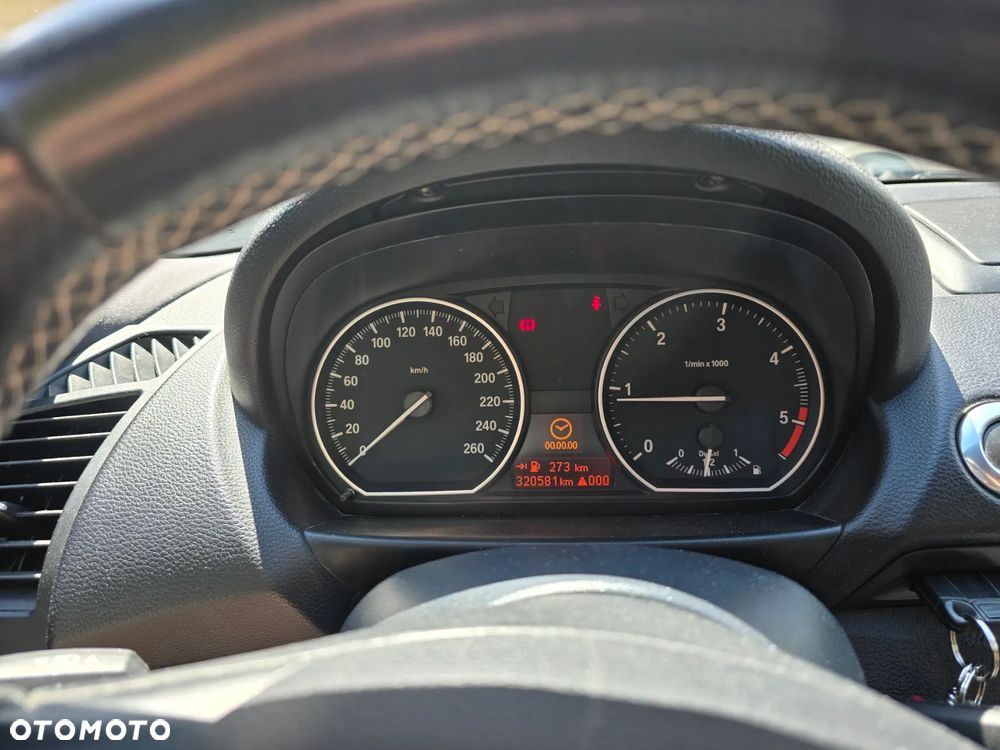 BMW Seria 1 - 21