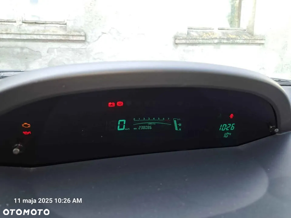 Toyota Yaris - 9