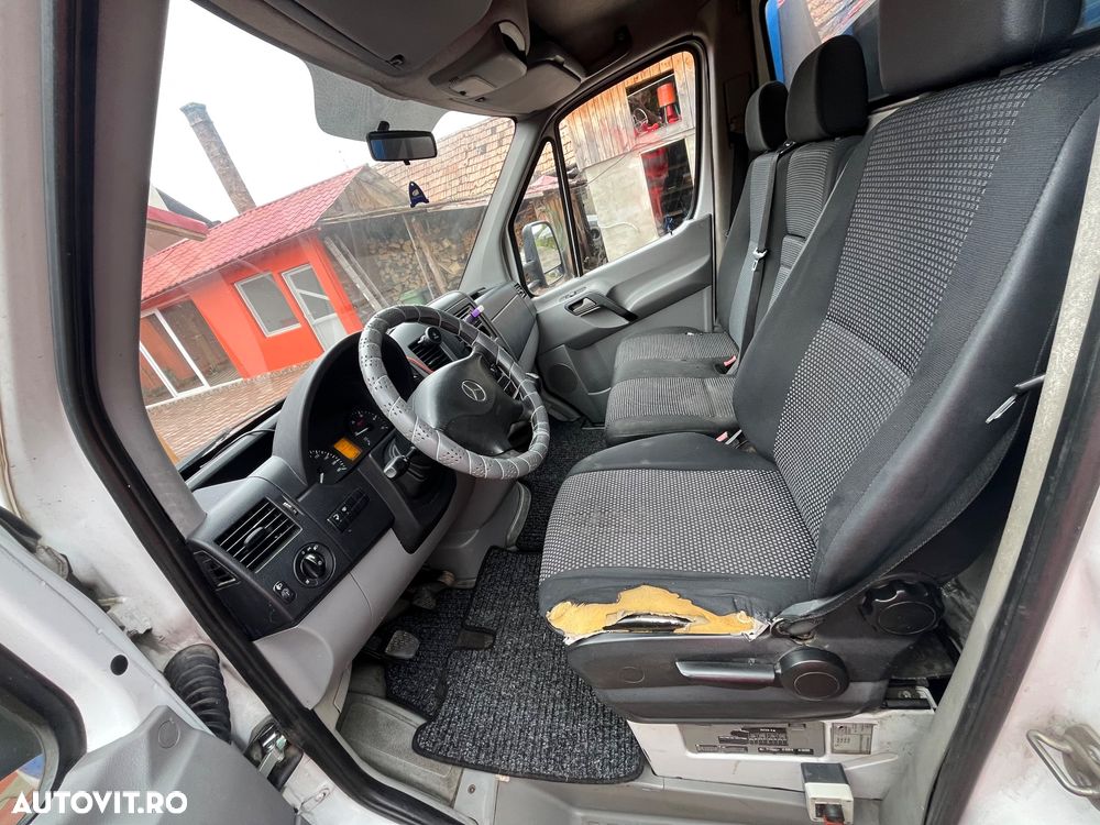 Mercedes-Benz Sprinter 515 - 15