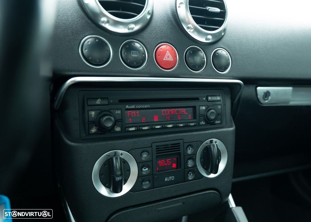 Audi TT Roadster 1.8 T - 30