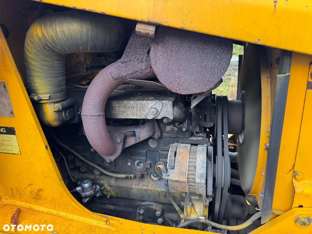 JCB 3CX - 19