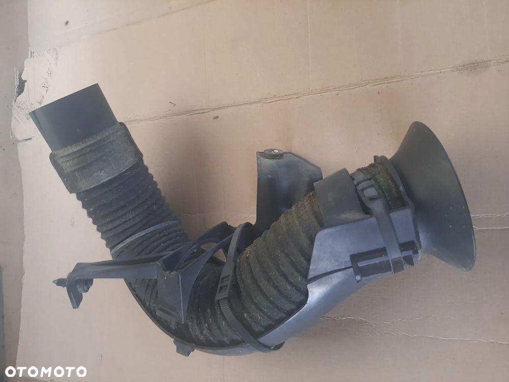 Thema II rura powietrza łapacz 3,0CRD Europa Lancia - 2