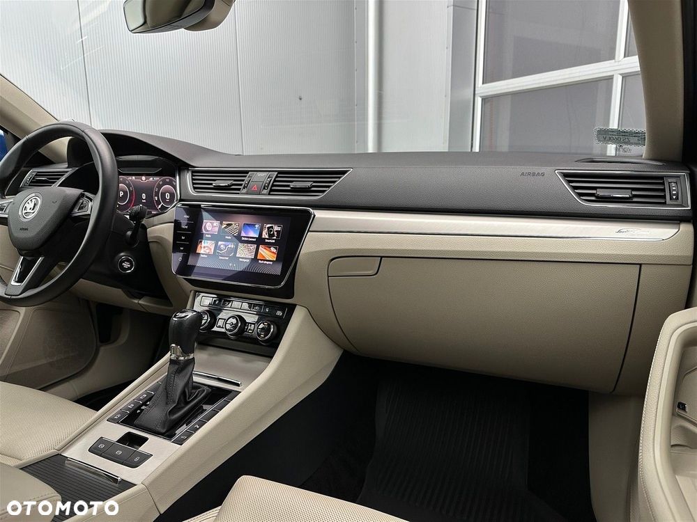 Skoda Superb 2.0 TSI 4x4 L&K DSG - 14