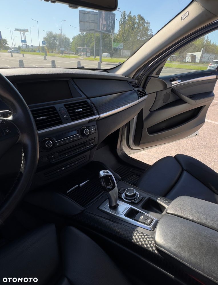 BMW X6 35i xDrive - 34