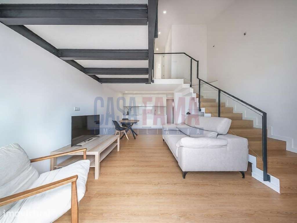 Moradia T3 Remodelada em 1ª Linha de Mar - Aver-o-Mar - Grande imagem: 2/21