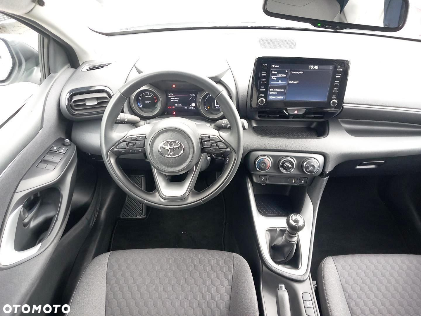 Toyota Yaris - 9