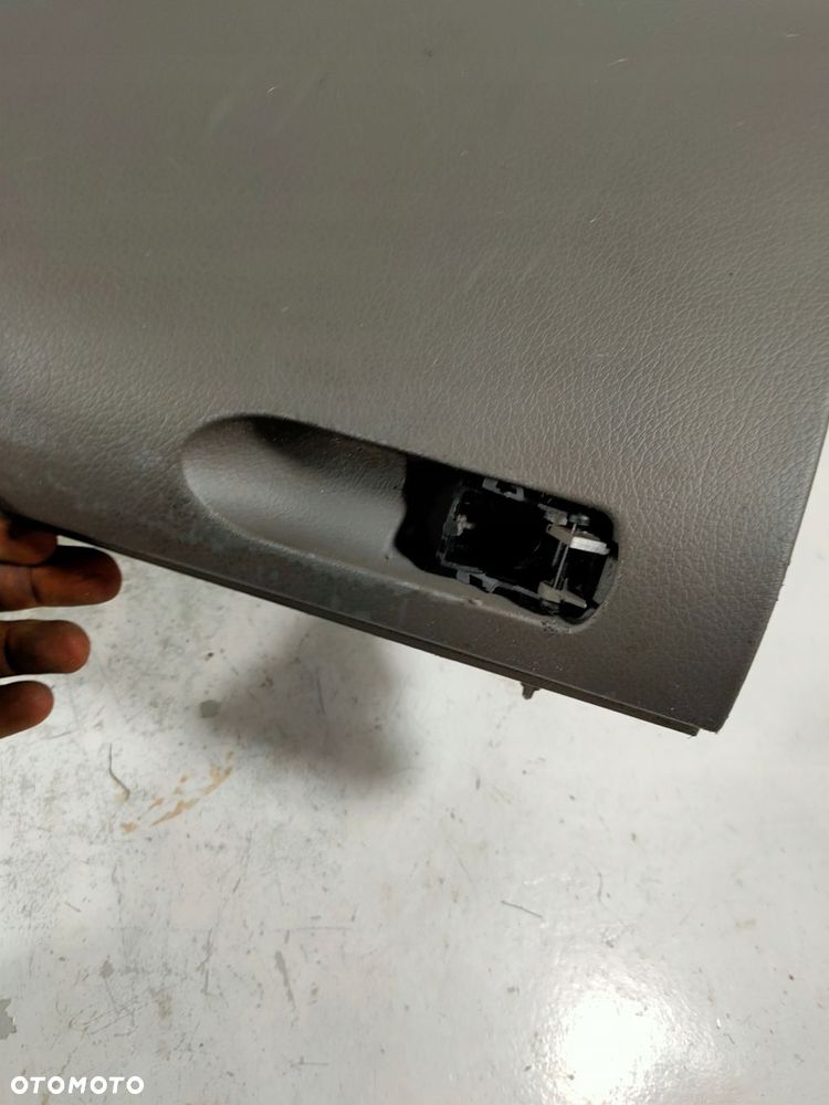 schowek pasażera audi a4 b6 szary swing - 3