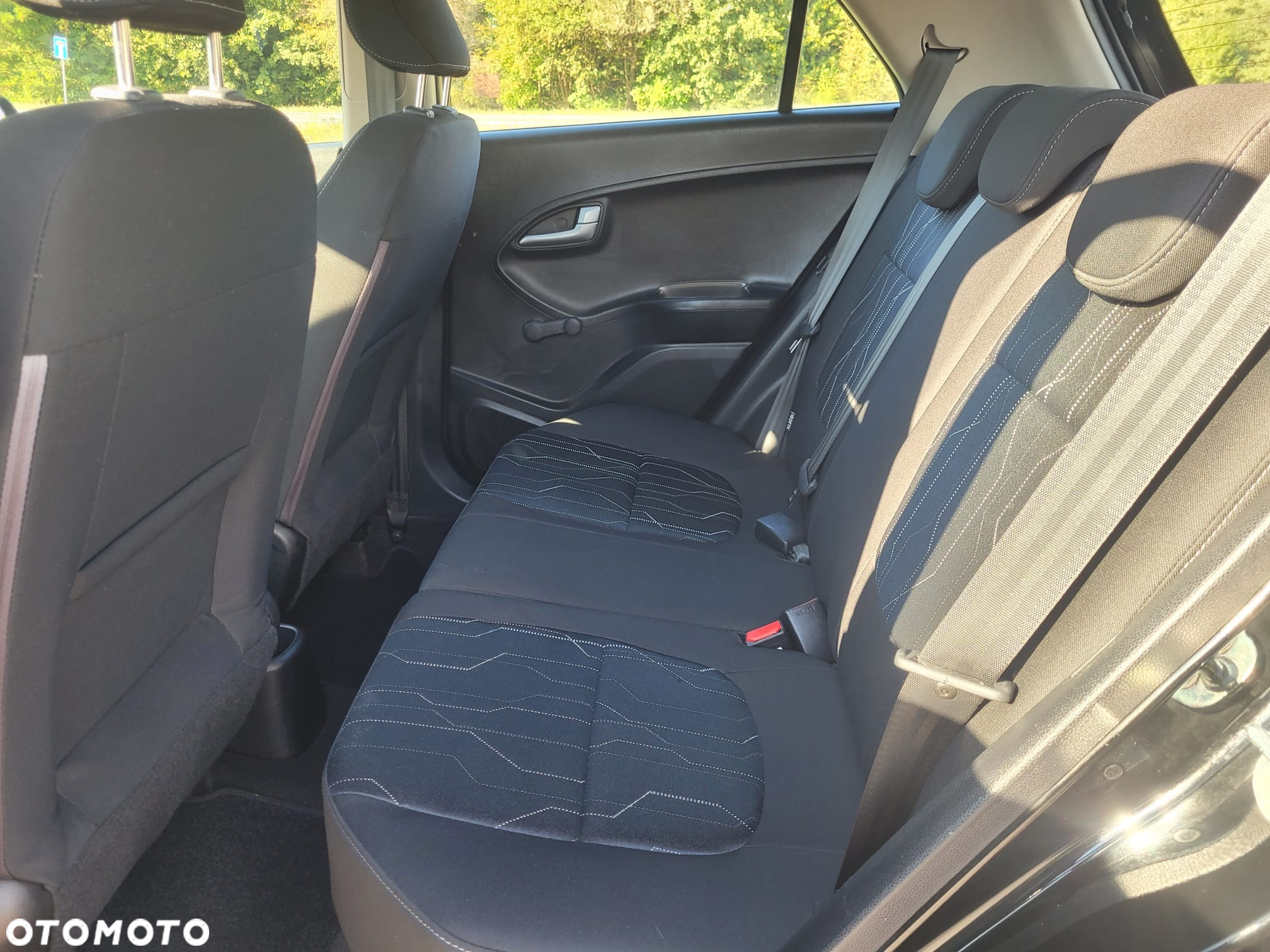 Kia Picanto - 12