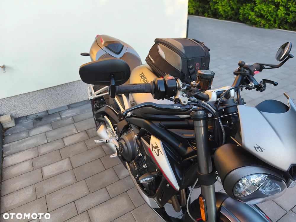 Triumph Speed Triple - 9