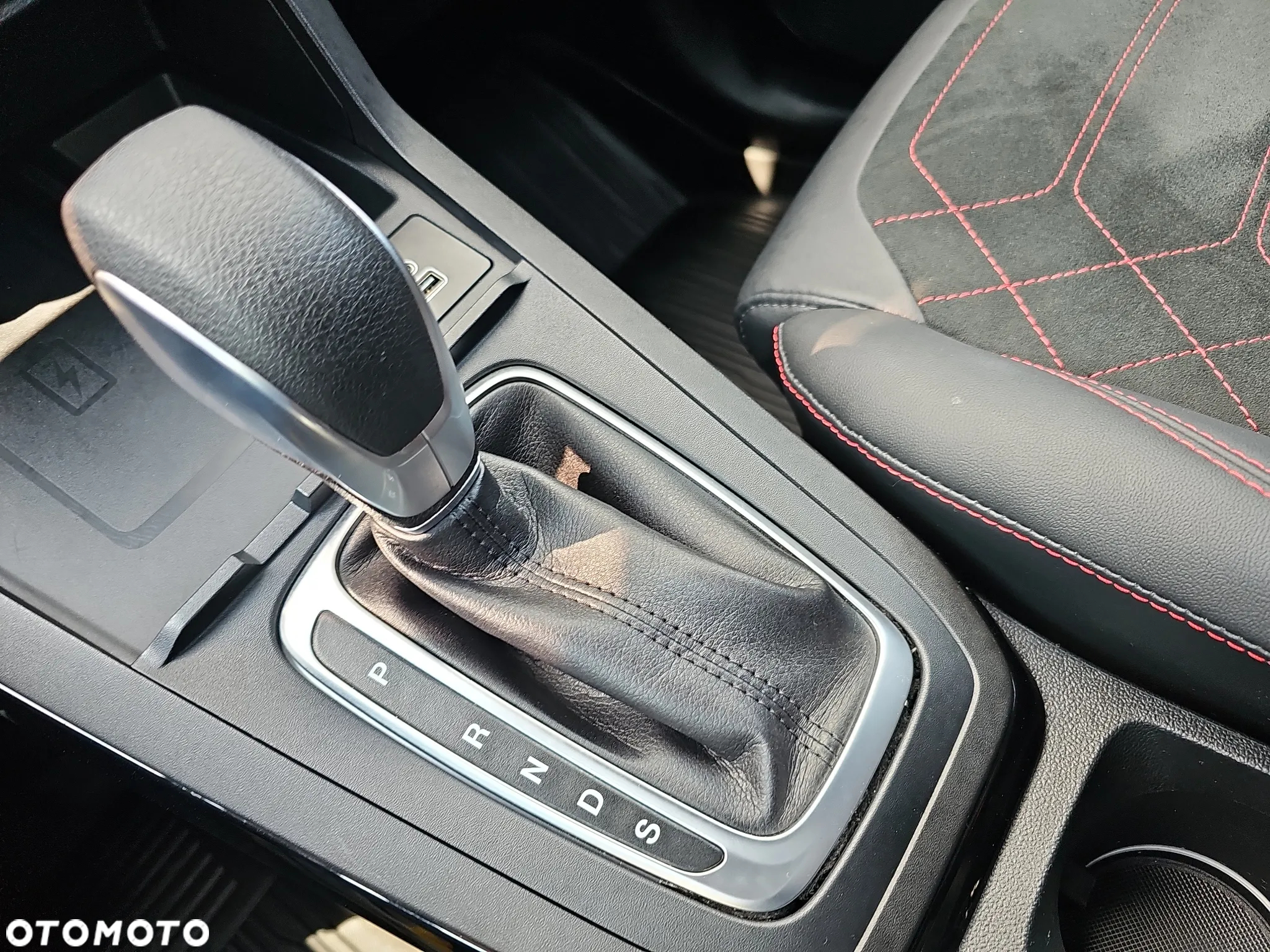 Ford Puma 1.0 EcoBoost mHEV ST-Line X PowerShift - 28