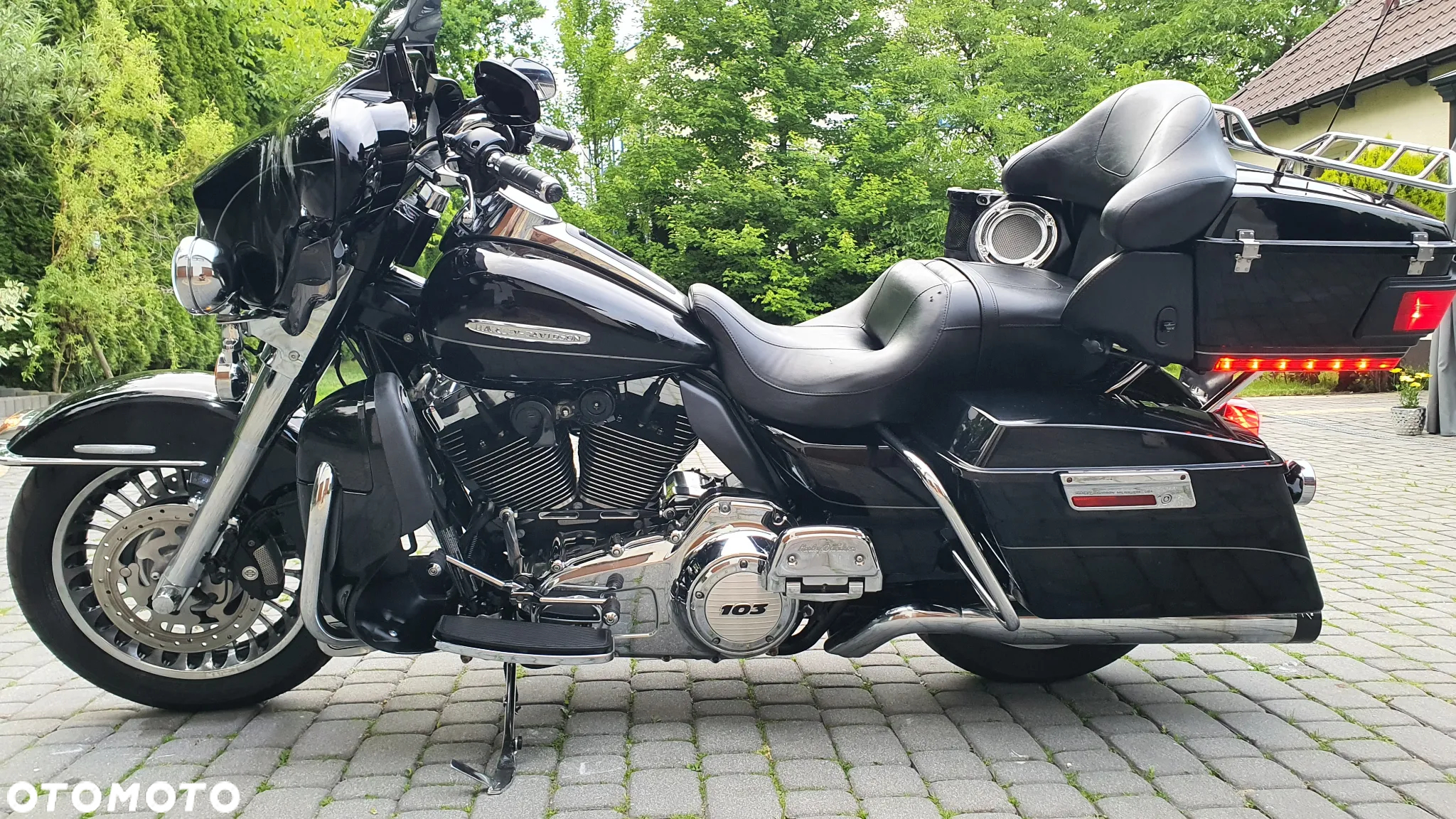 Harley-Davidson FLHTCU Ultra - 25