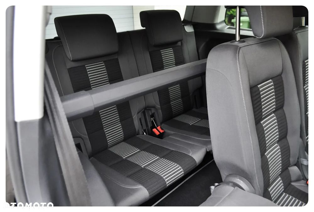 Volkswagen Touran 1.6 United - 28