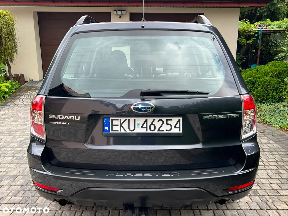 Subaru Forester 2.0X Exclusive - 5