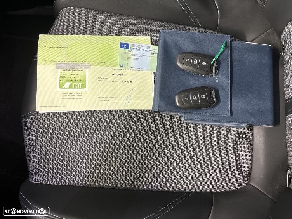 Peugeot 3008 1.5 BlueHDi Allure Pack EAT8 - 21